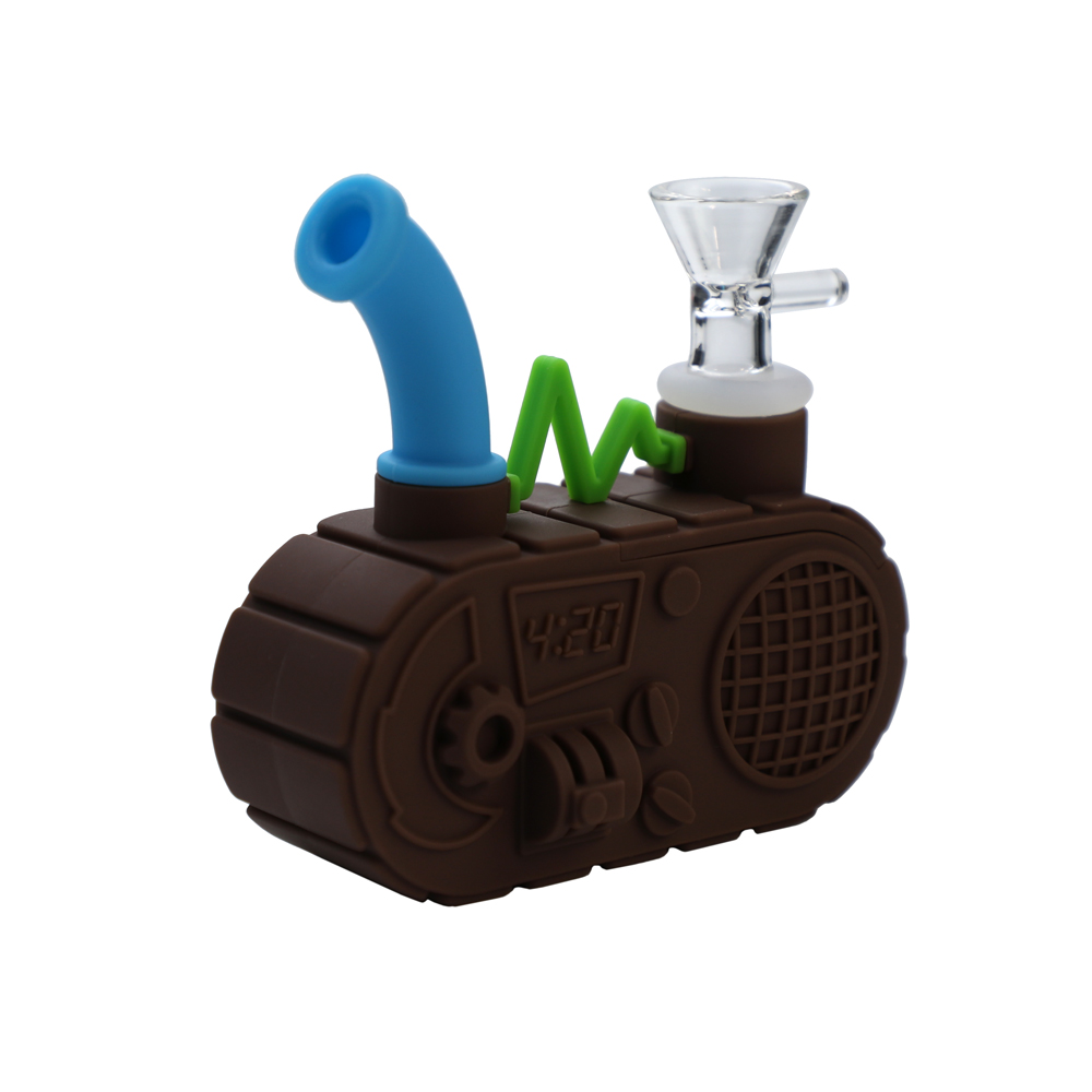 https://dnfbqhh6e48qy.cloudfront.net/product-images/YHS-Smoke-4-2-Silicone-Radio-Water-Pipe-517564165787302025-08-28-21-27-42rXJjD.jpg